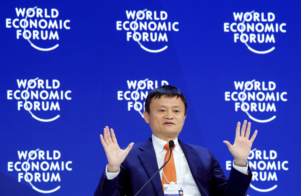 O que é o 'sistema 996', que prevê 12 horas de trabalho por dia e é defendido pelo bilionário chinês Jack Ma